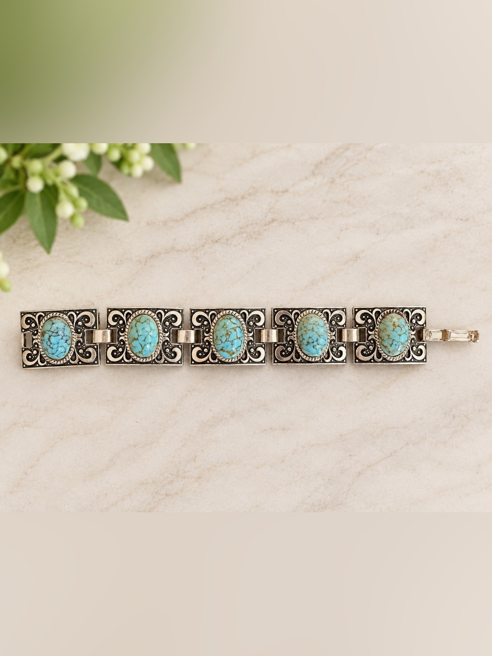 Vintage Turquoise Cabochon Filigree Panel Link Bracelet – Ornate Silver-Tone